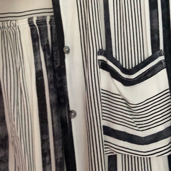 Striped shirt dress - Picture 4 of 4